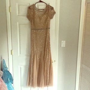 Adrianna papell size 4